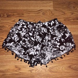 Black& white floral shorts